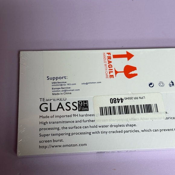 Omoton premium Tempered Glass Screen Protect for nexus 6P - Picture 4 of 7